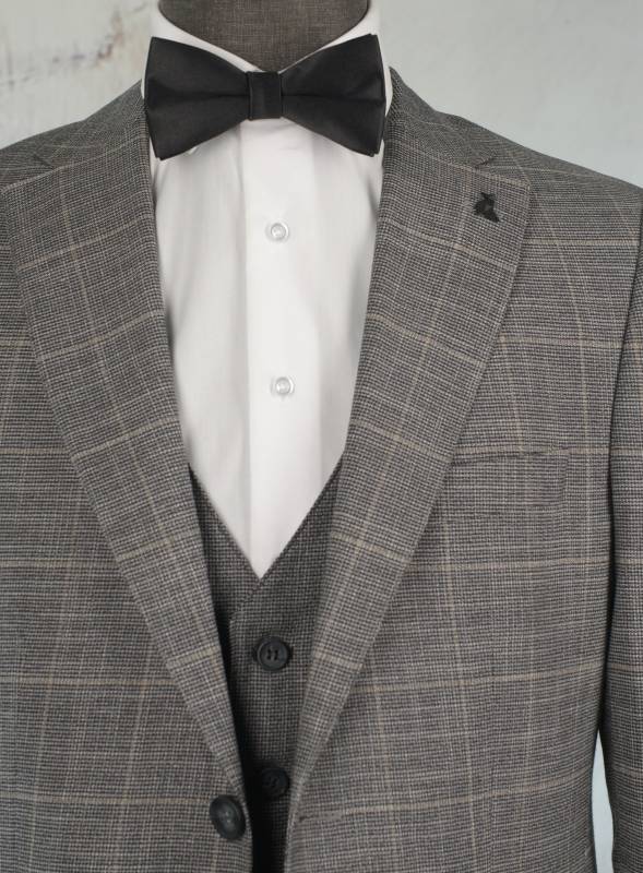 Костюм мужской тройка Вентури